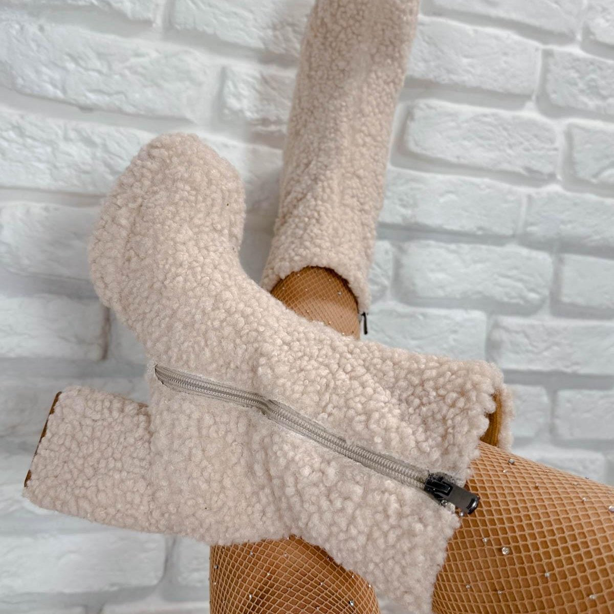 Plush Thick Sole Boots