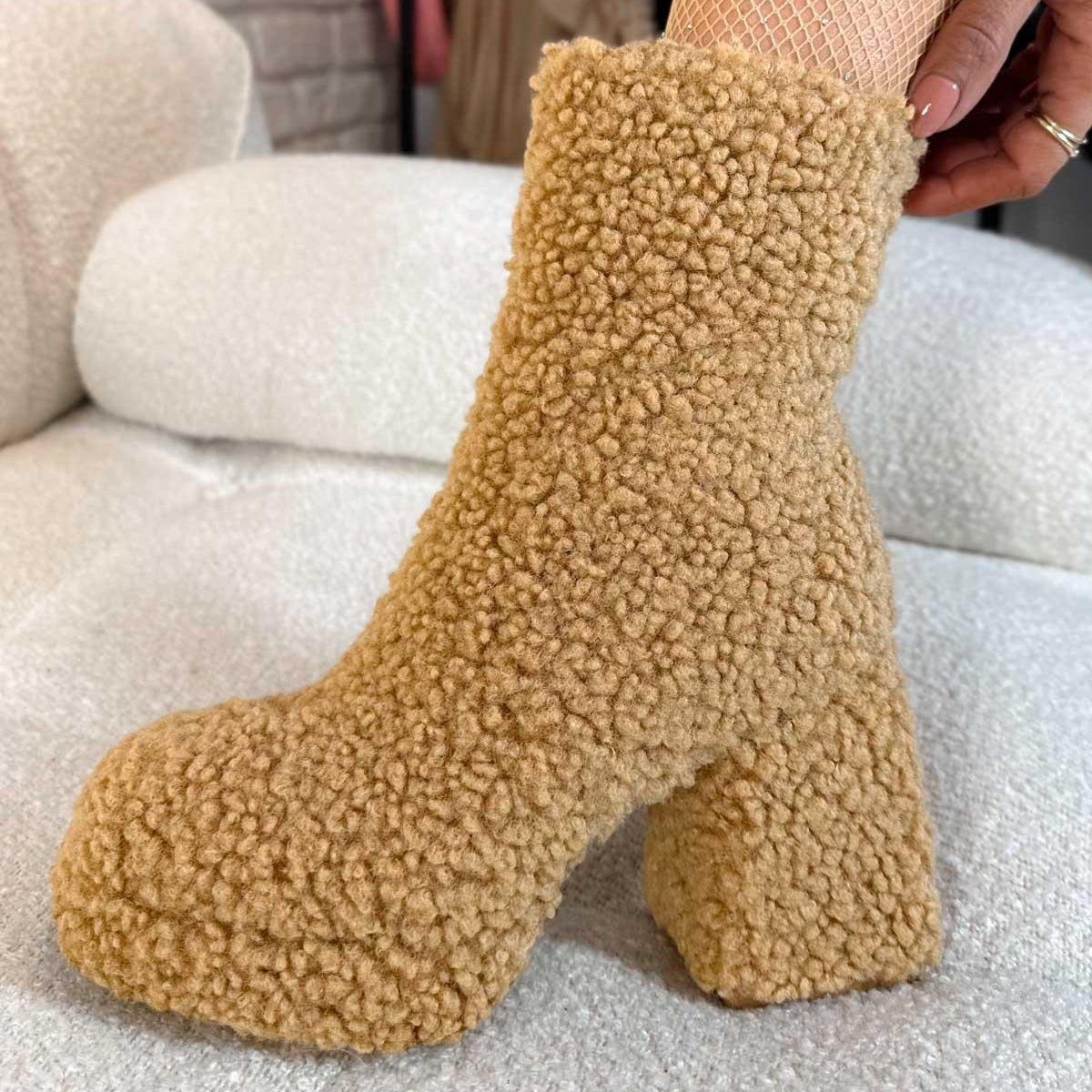 Plush Thick Sole Boots