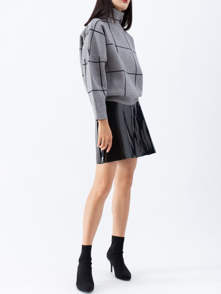 Grid Turtleneck Sweater In Grey