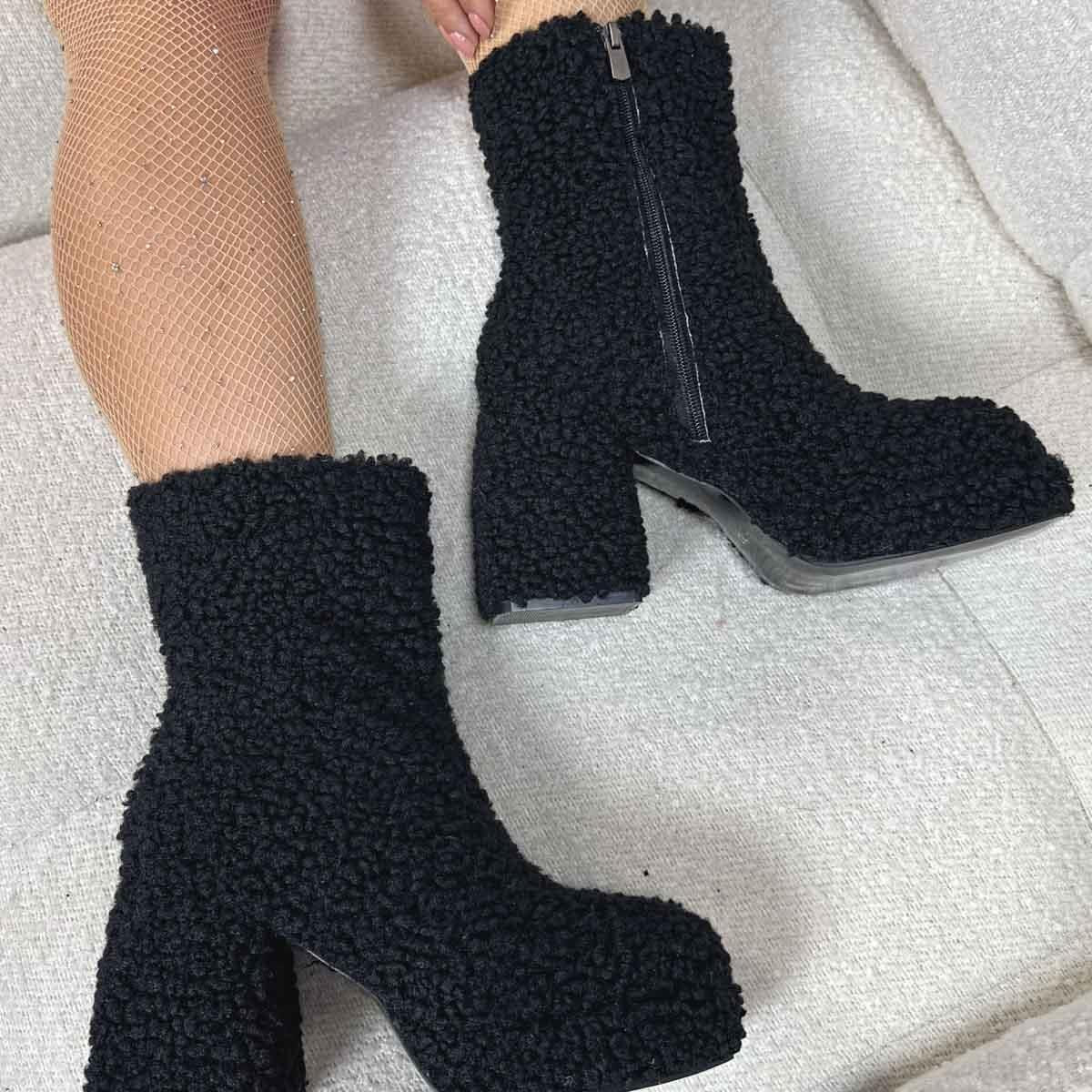 Plush Thick Sole Boots