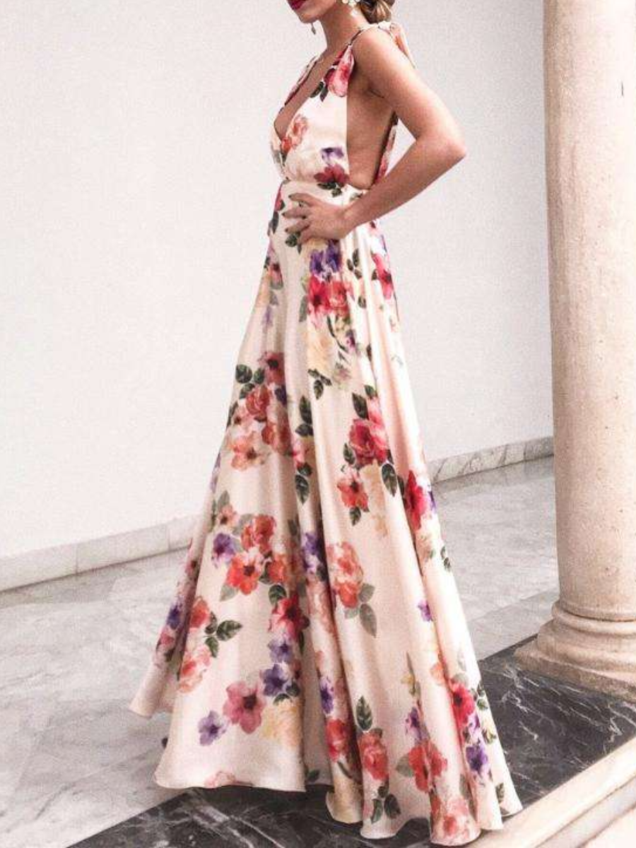 Vestido de tirantes con estampado elegante